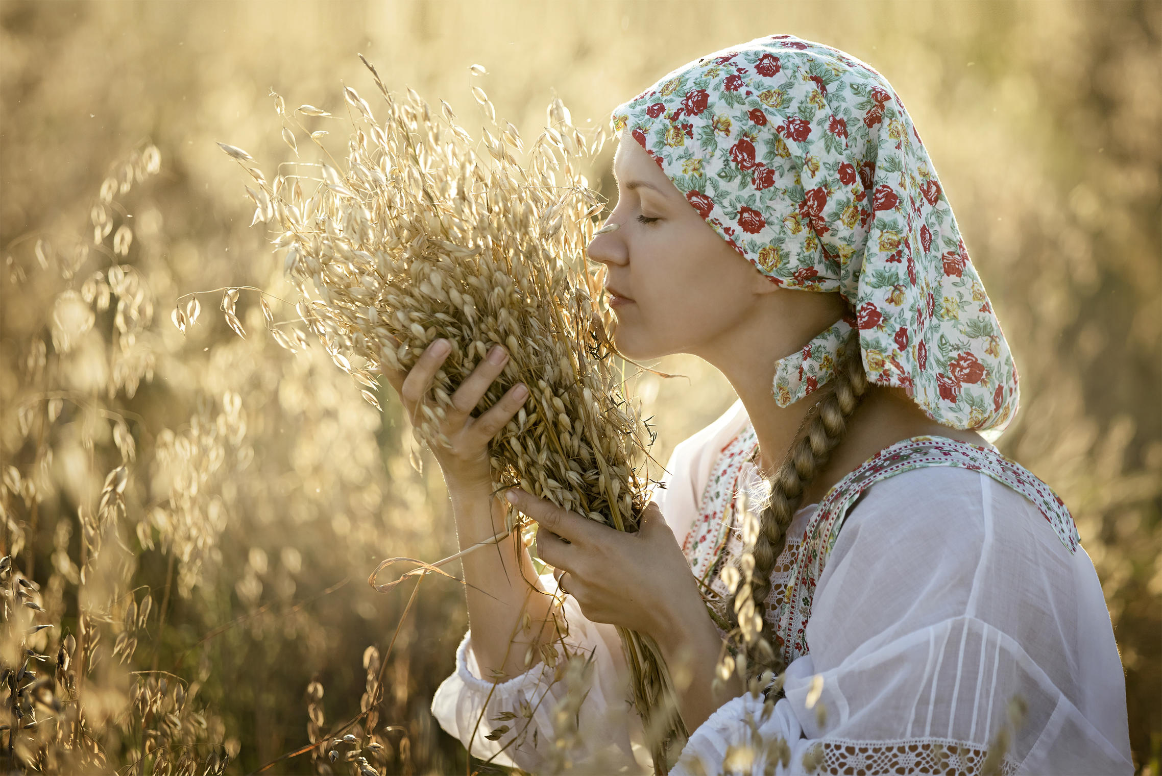Photo Women in Slavic costumes in Tainan