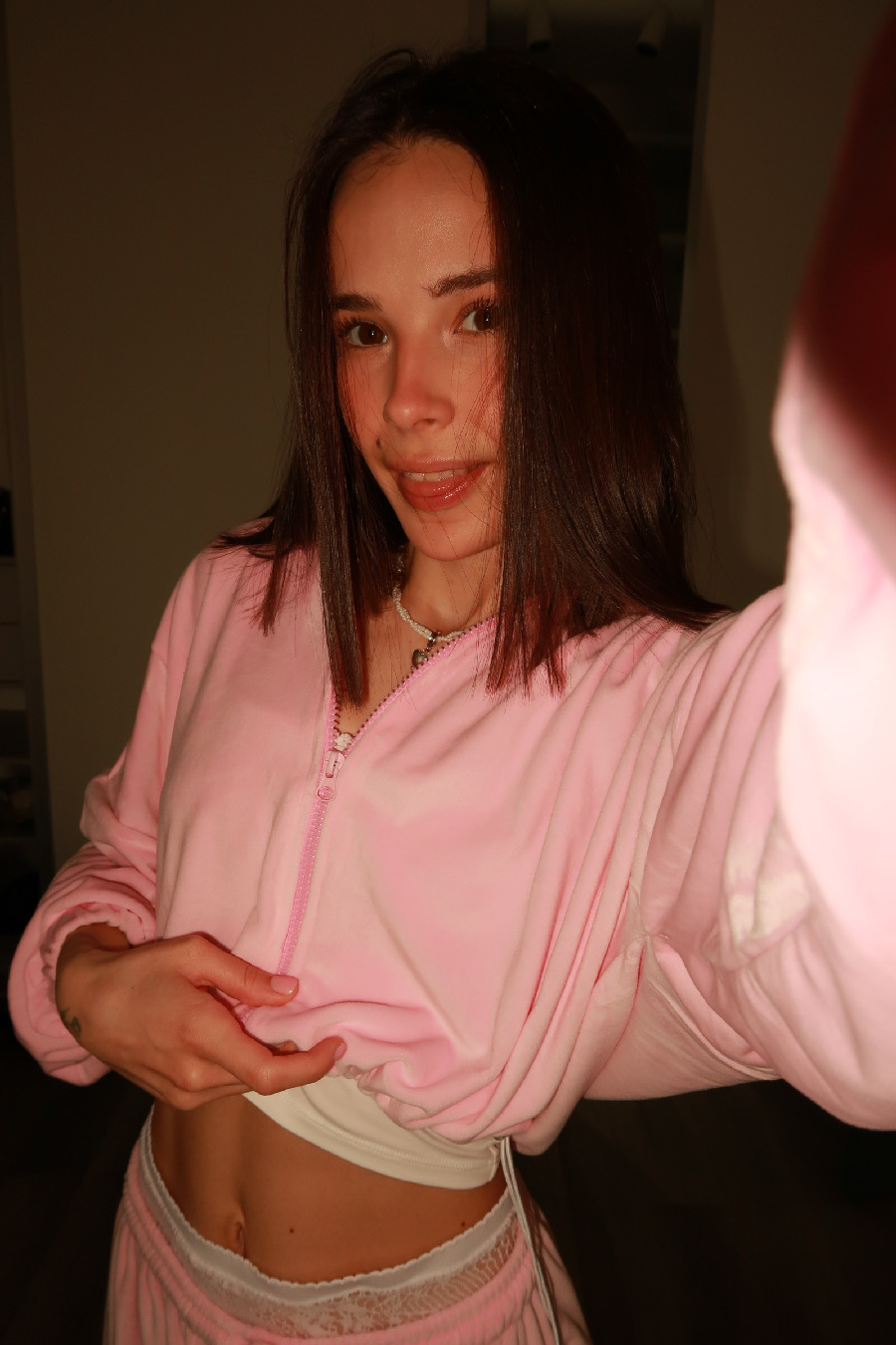 Tina brings the glow — live moments in Tainan